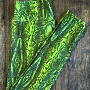 Fit mama leggings green snakeskin animal print